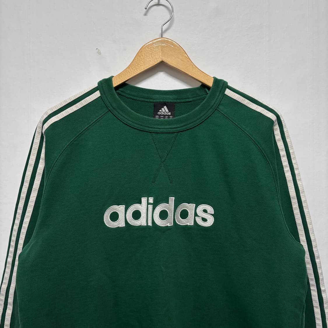 아디다스 그린 삼선 맨투맨 상품이미지2