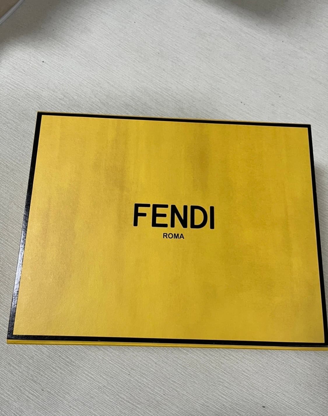 펜디 바게트백 패브릭 미디움사이즈  상품이미지7