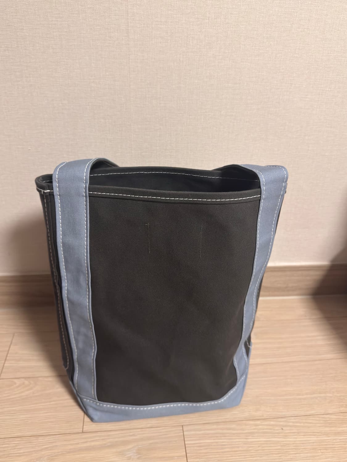 템베아 바게트 토트백 s사이즈 차콜/아쿠아블루 상품이미지2