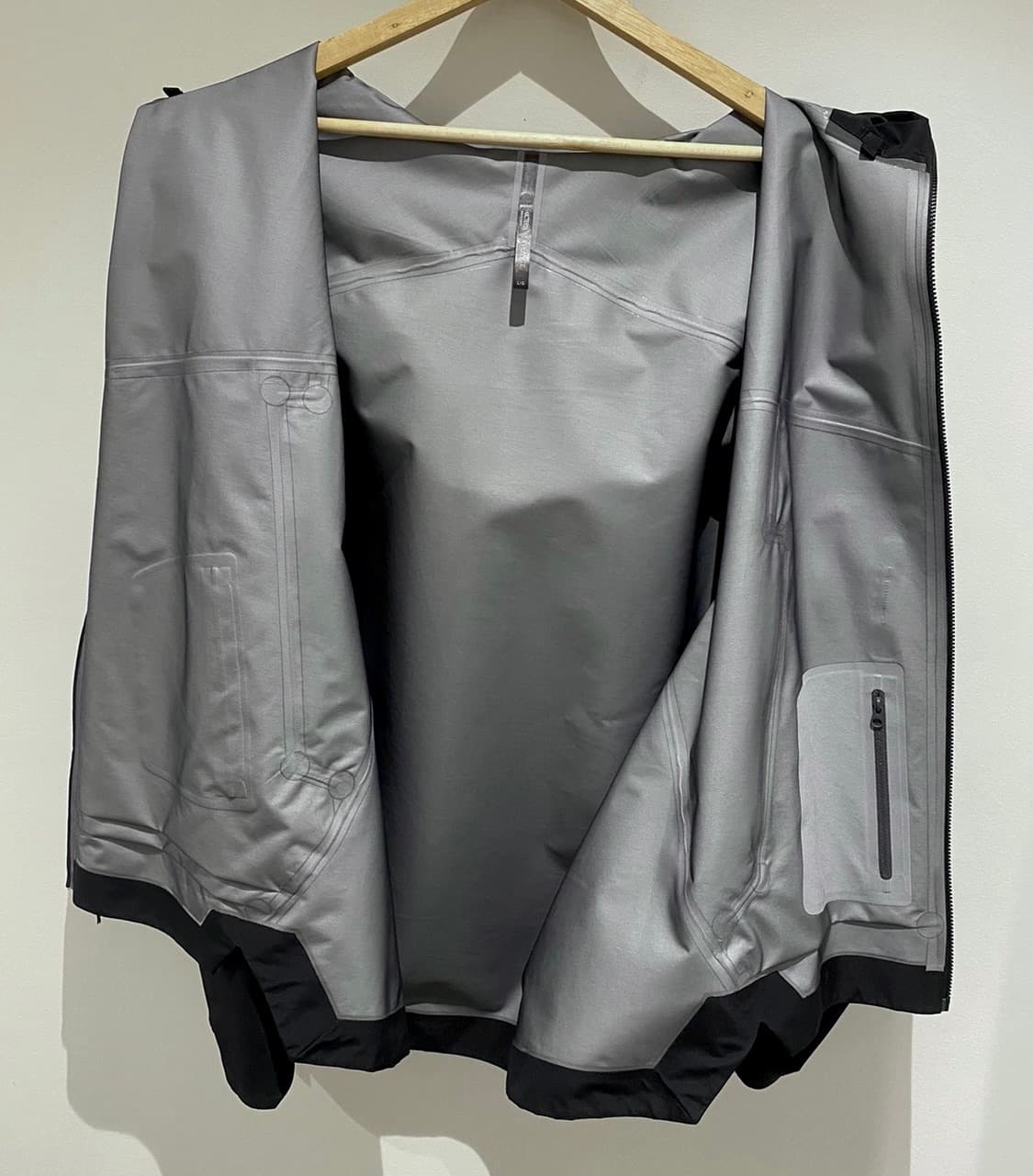 아크테릭스 베일런스 아리스 자켓 Black 상품이미지3