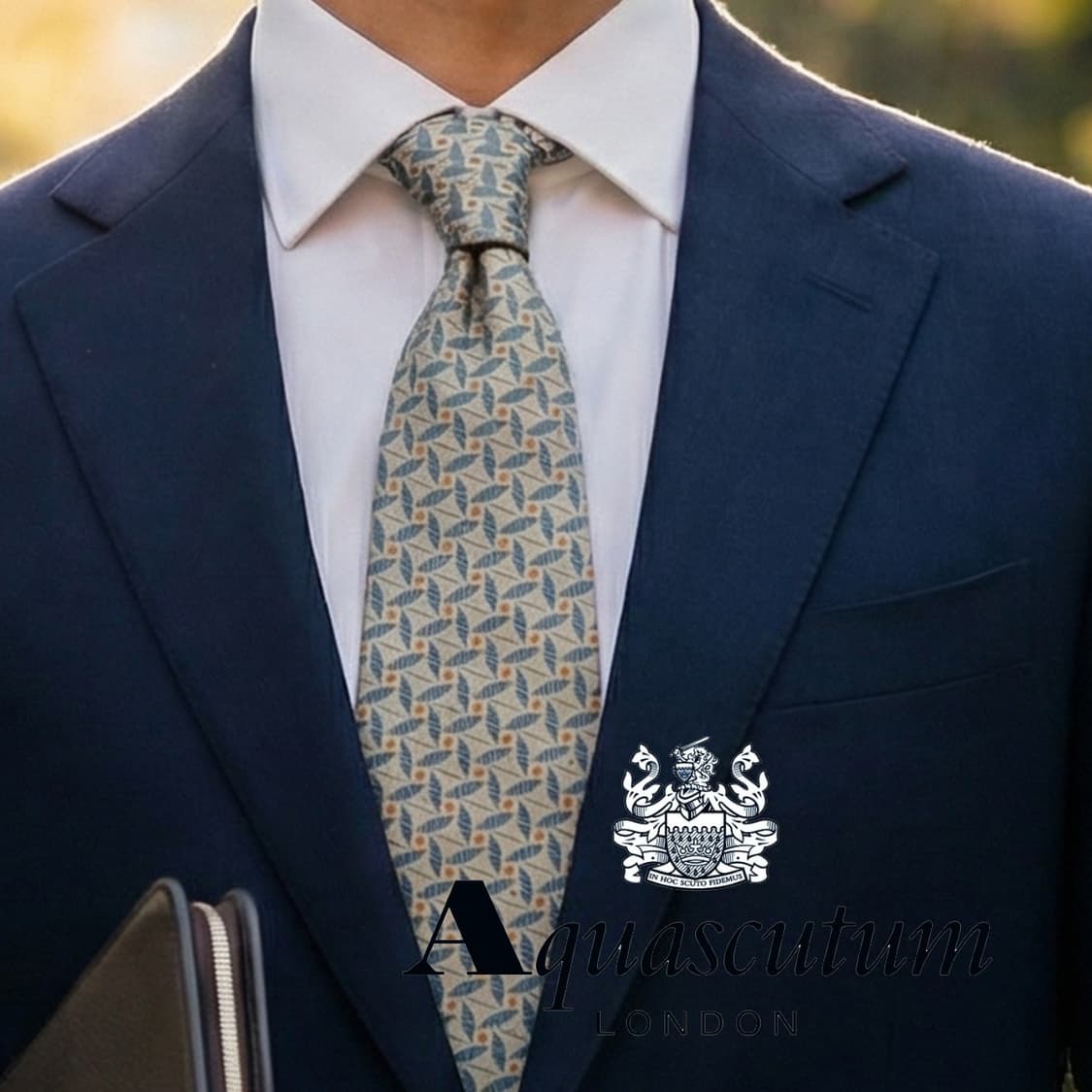 아쿠아스큐텀 실크 자수 로고 넥타이 9.1cm A+등급 A19425
 상품이미지1