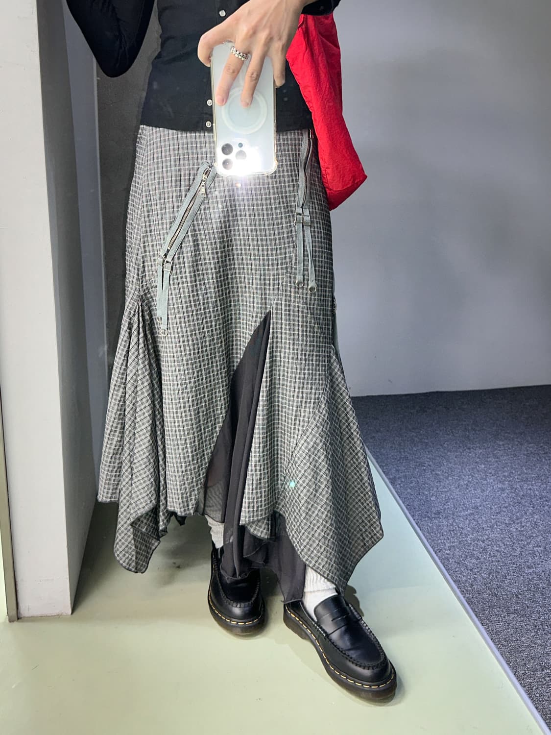 gray check mesh pannel unbalanced skirt 상품이미지1