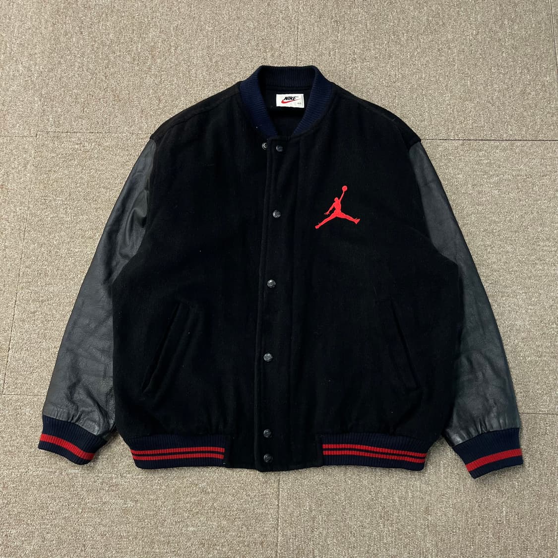 조던 바시티 가죽자켓 상품이미지3