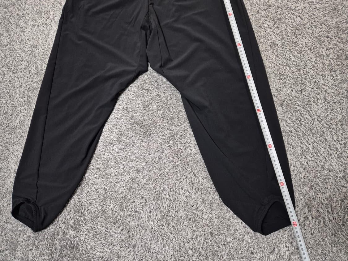 아디다스 ZNE 여성 냉감 베기 조거팬츠 L(74) 상품이미지10