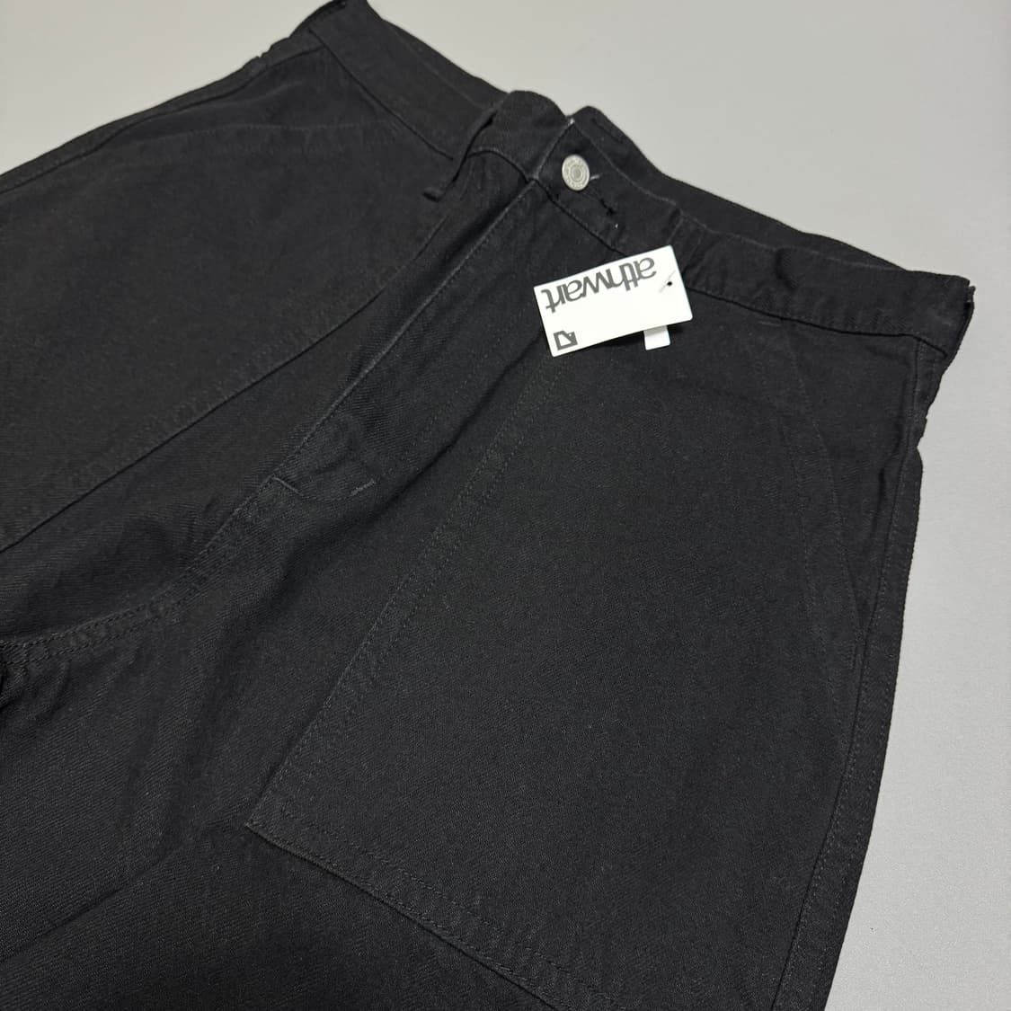 에드윈(EDWIN) 블랙컬러 코튼 와이드 커브드 데님 팬츠 상품이미지3