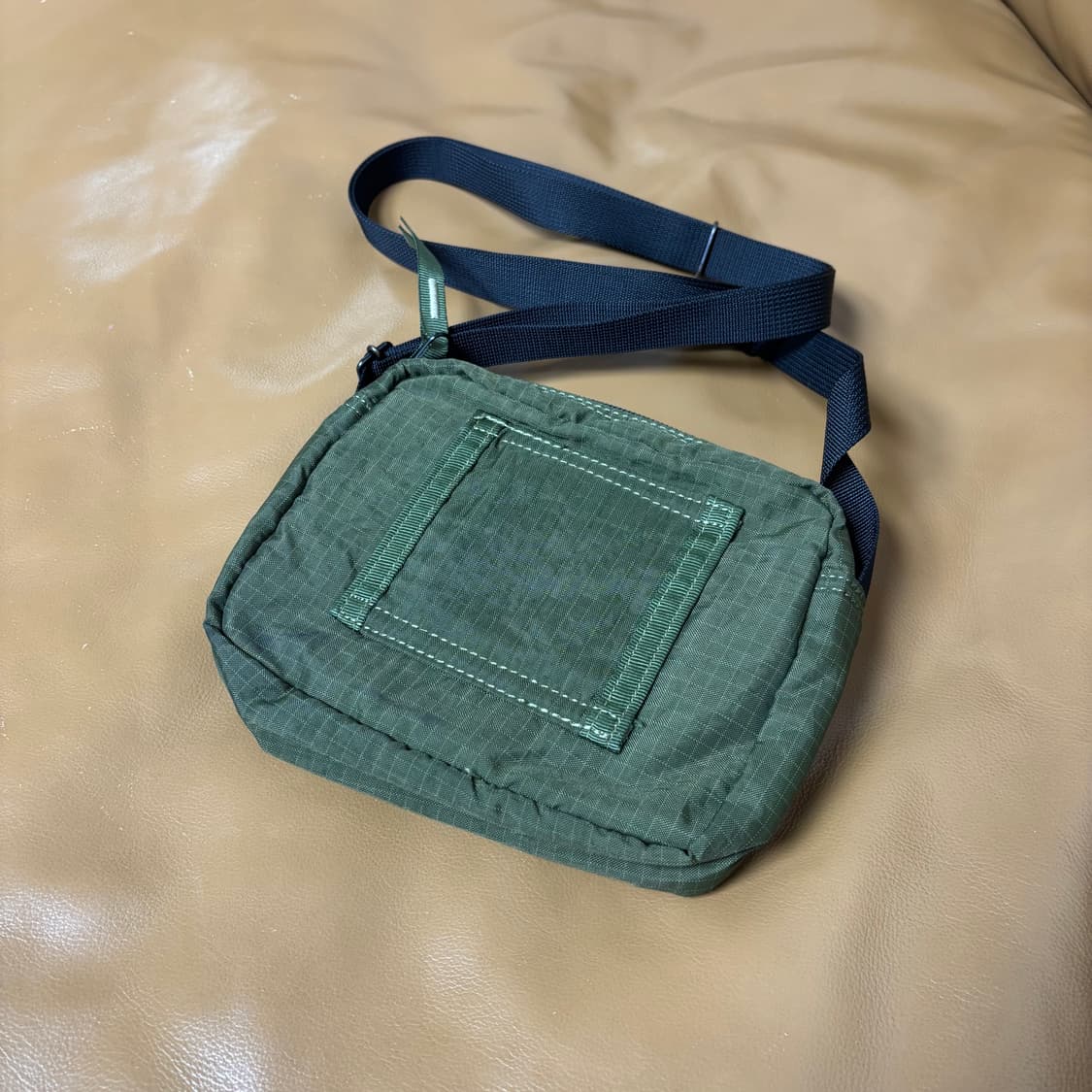 PORTER 포터 스몰백 크로스백 샤코슈 가방 카키 상품이미지3