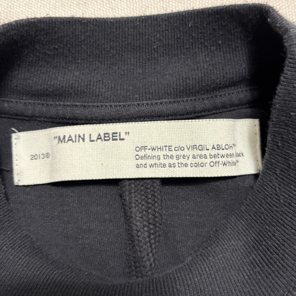 L 오프화이트 19FW 팩토리 하이넥 롱슬리브  상품이미지4