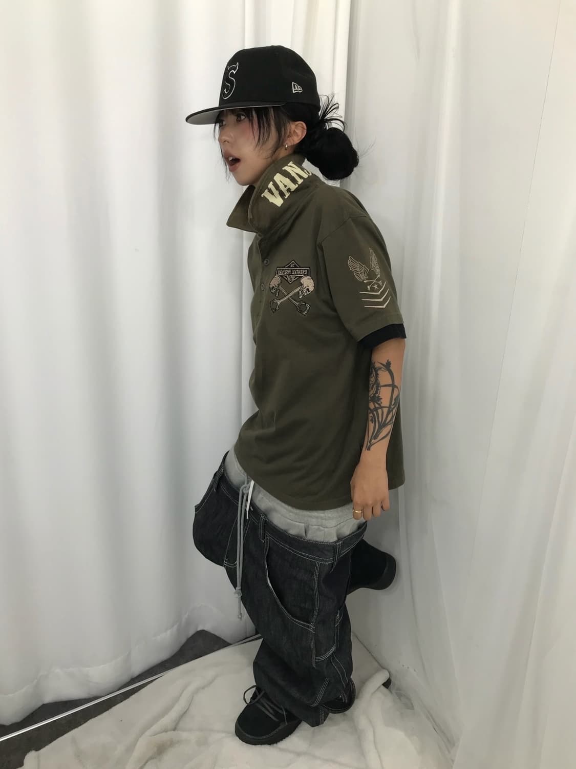 < Vanson Leathers Khaki Pk T-shirt > 상품이미지3
