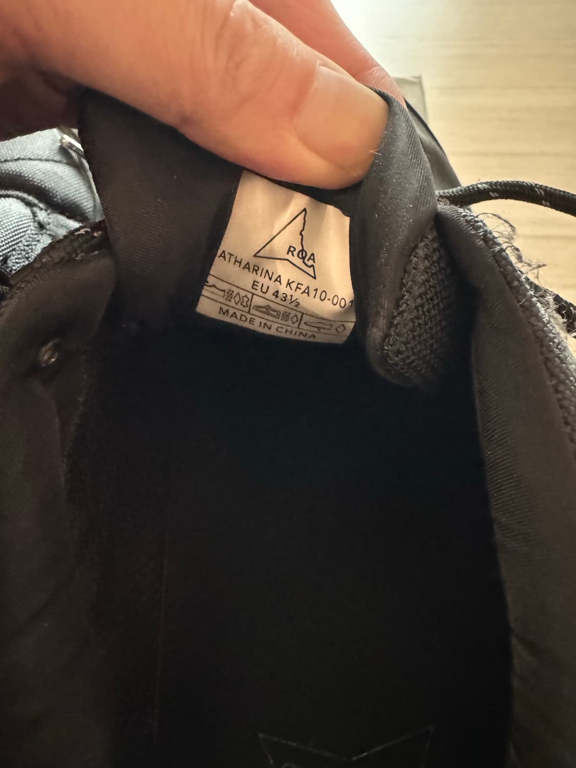 로아 카타리나 블랙 285 상품이미지2