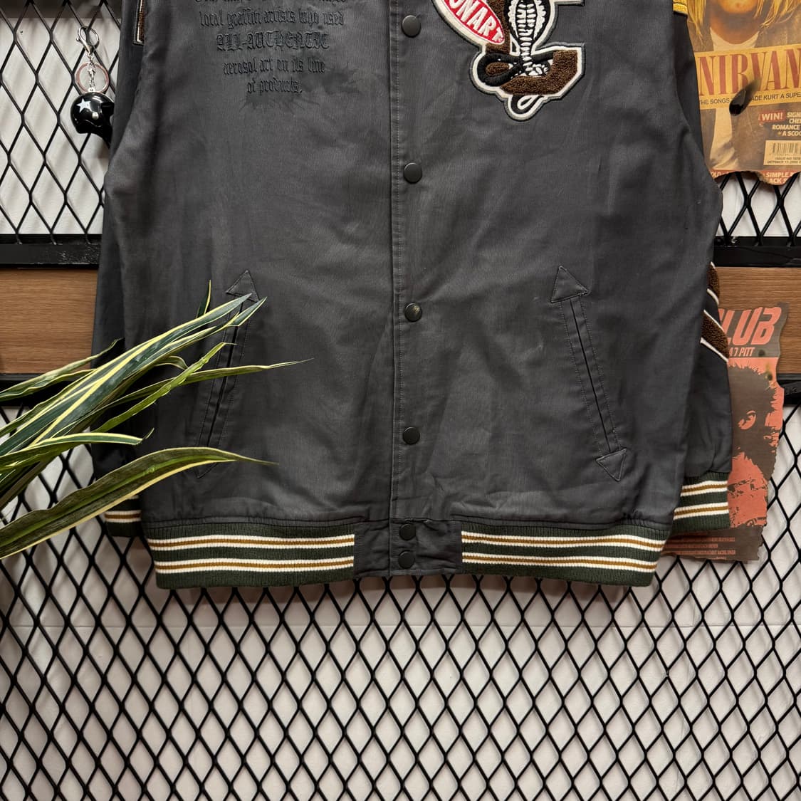 00s USA VINTAGE 바시티 자켓 후면 빅패치 포인트 차콜 상품이미지4