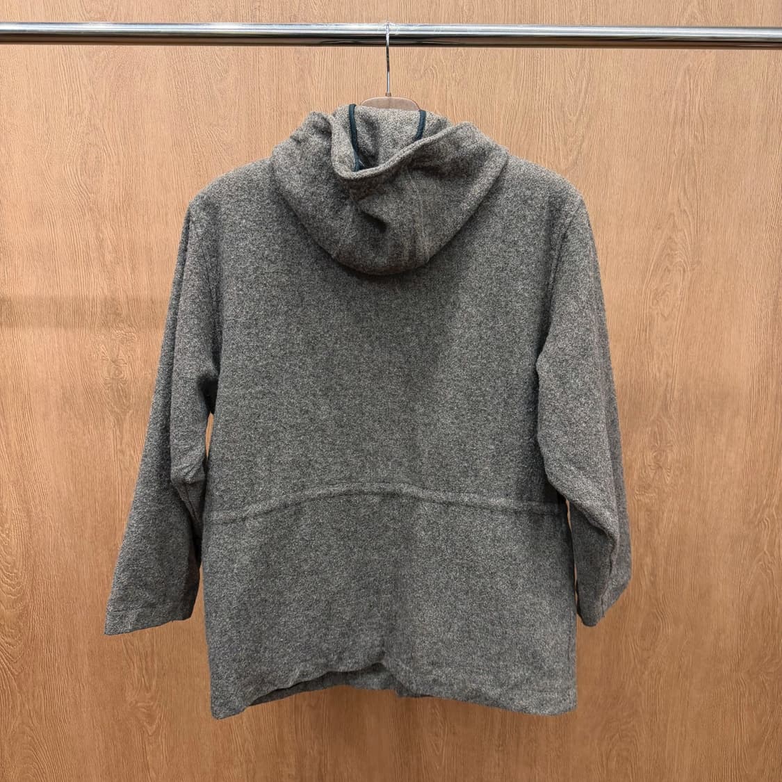 울리치 후드 집업 코트 드로우 스트링 플랩 포켓 디테일 레귤러핏 베이지 상품이미지3