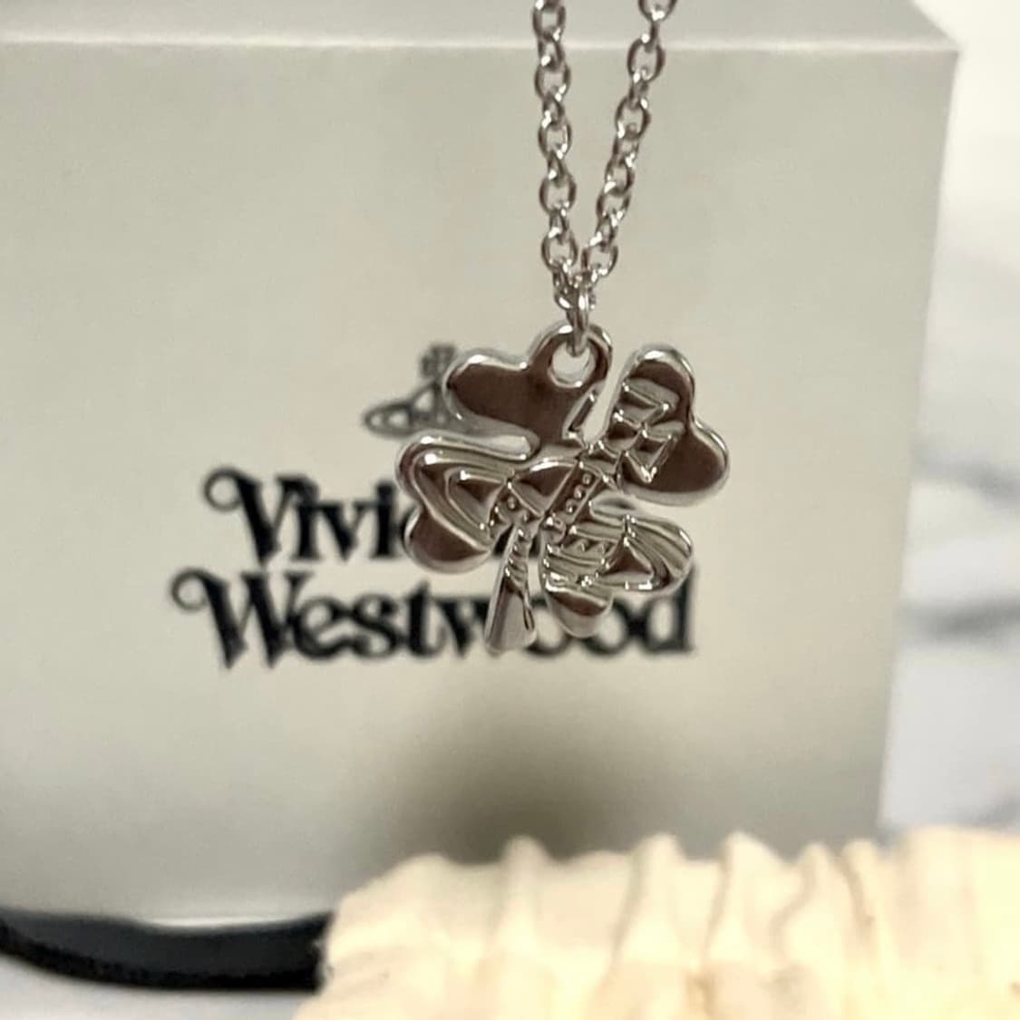 비비안웨스트우드 클로버 모니아 목걸이 상품이미지3