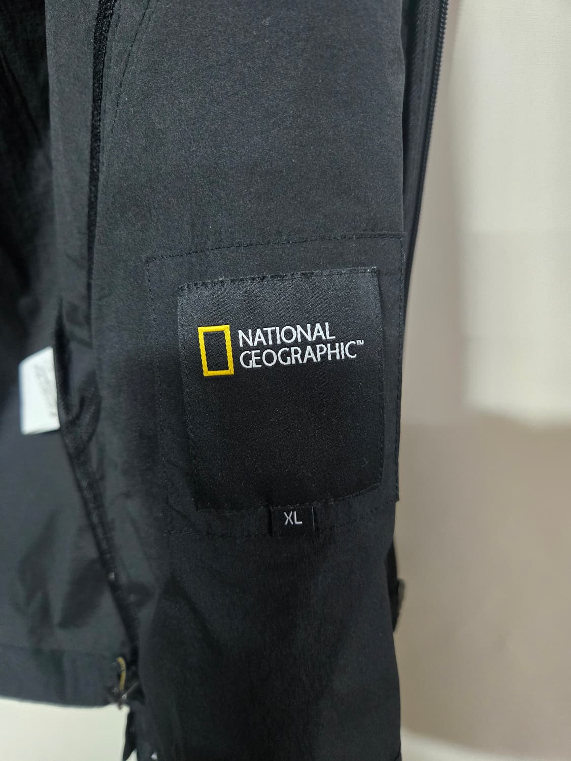 내셔널지오그래픽 블랙 후드 얇은 바람막이XL 상품이미지4