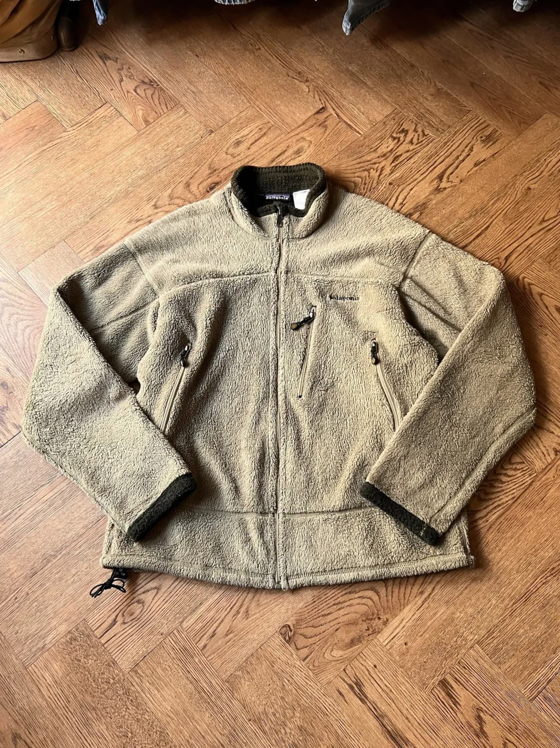 [L]파타고니아 USA R-TECH 폴라텍 집업 플리스 상품이미지1