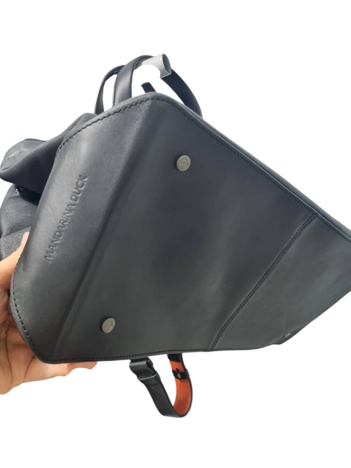 미사용 만다리나덕 가죽 블랙 쇼퍼백 상품이미지4