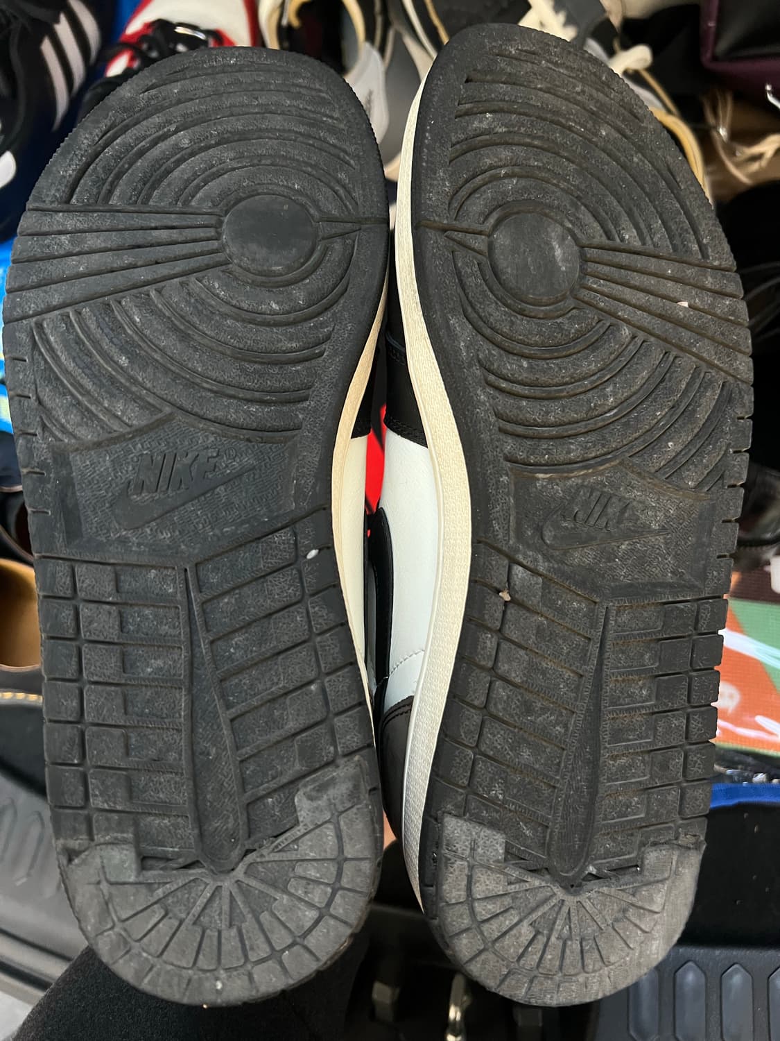 나이키 에어 조던 1 레트로 하이 OG 다크 모카 285 상품이미지5