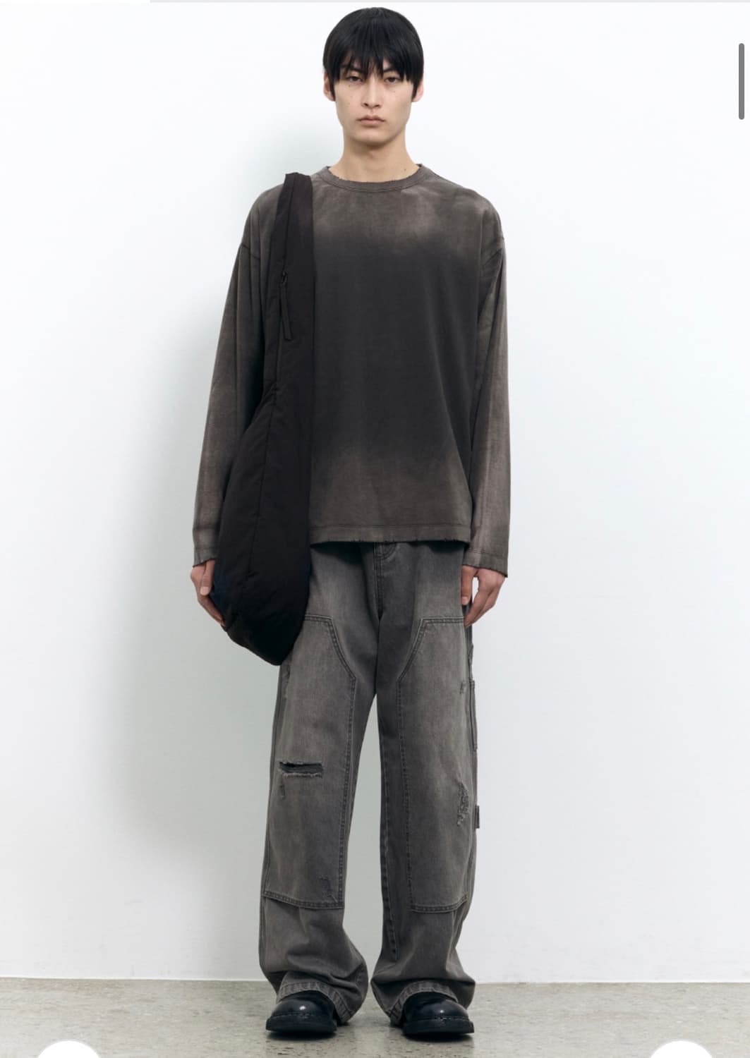 인사일런스 디스트로이드 더블니 팬츠 Washed black L사이즈 상품이미지4
