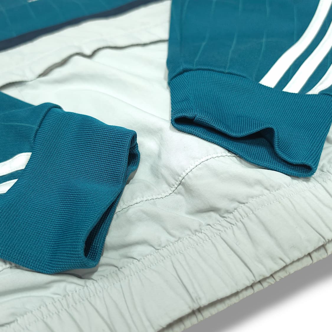 [M] 아디다스 리얼 틸 화이트 카라 드릴 풀 오버 아노락 상품이미지7