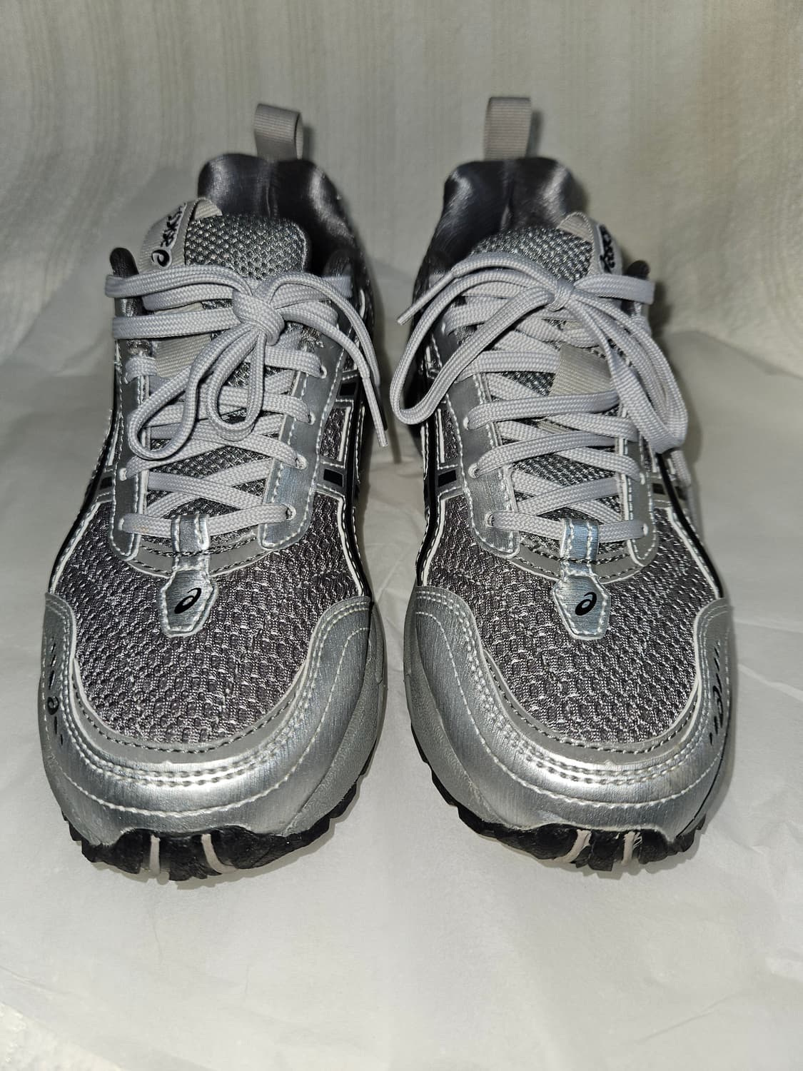 아식스 x 프레자 위워 젤 1090 V2 클레이 그레이 퓨어 실버 상품이미지4