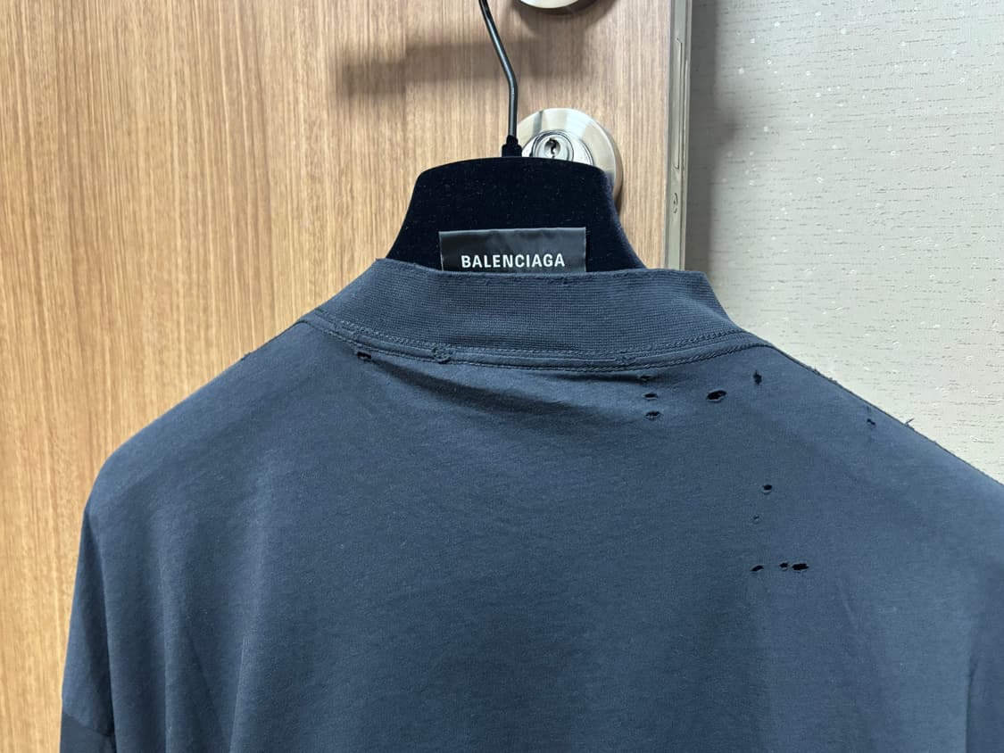 발렌시아가 프리 스타일링 팁스 롱슬리브 상품이미지4