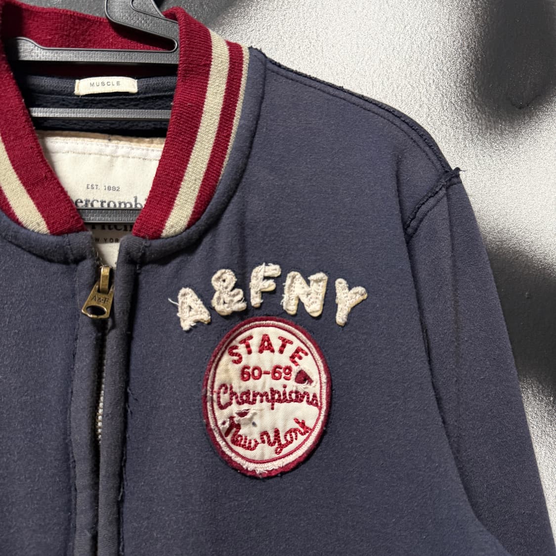 아베크롬비 Y2K 패치 배색 그런지 데미지 집업 코튼 자켓 상품이미지3