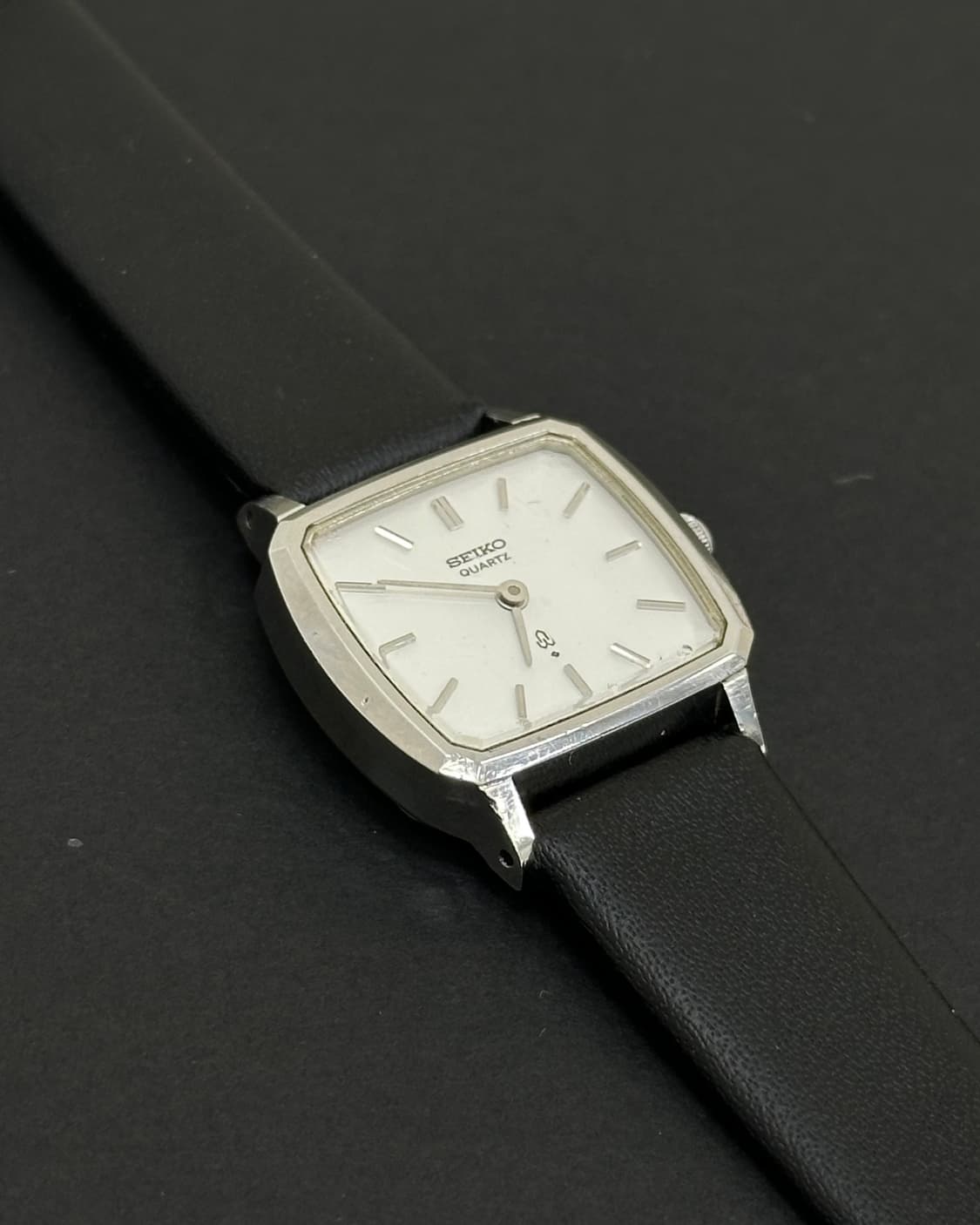 세이코 실버 케이스 쿼츠 시계 상품이미지5