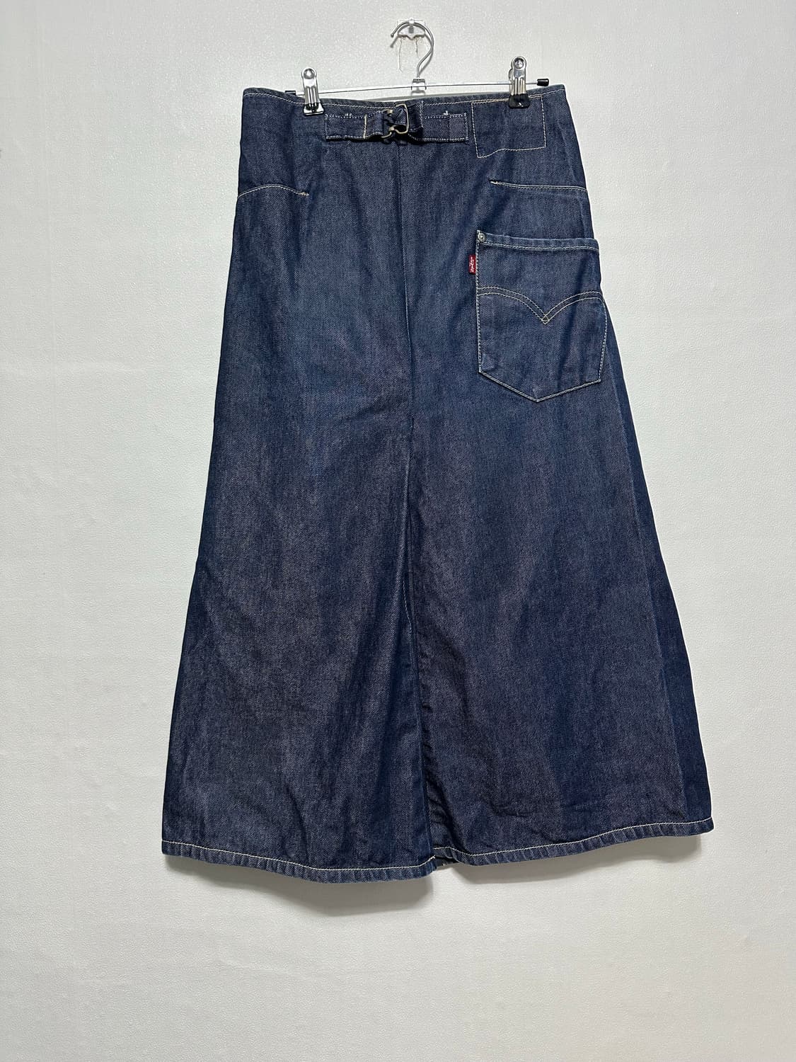 리바이스 엔지니어드 데님 스커트 상품이미지2
