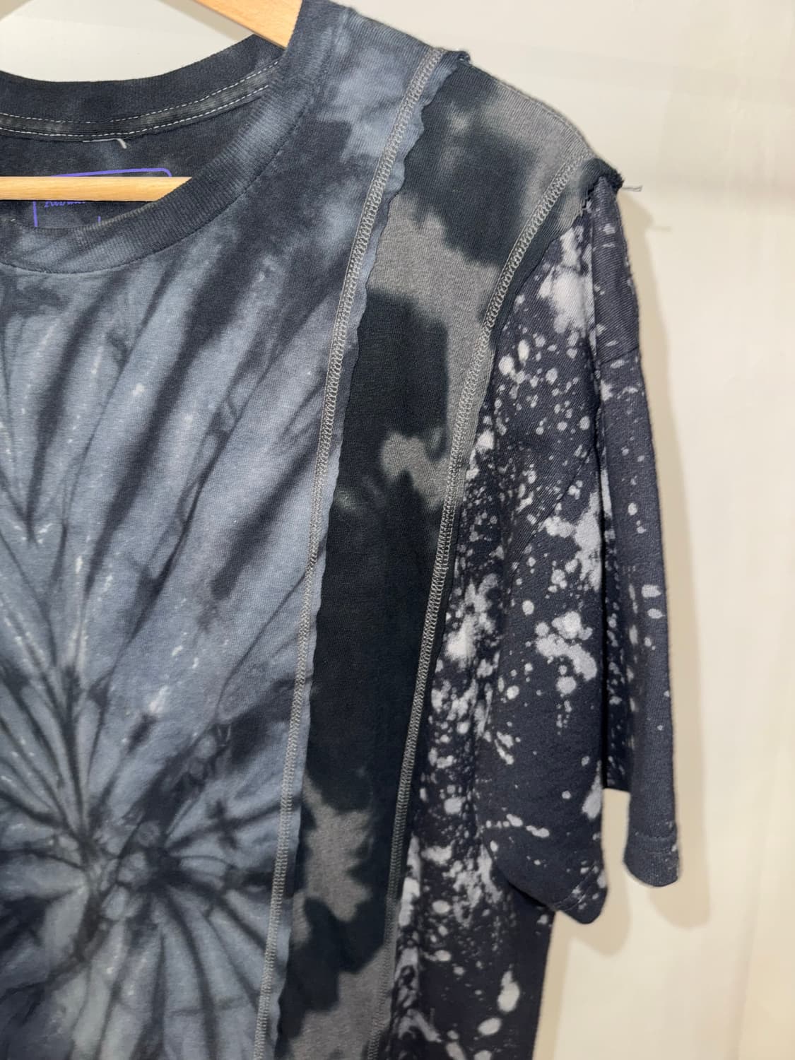 니들스 티셔츠 상품이미지3