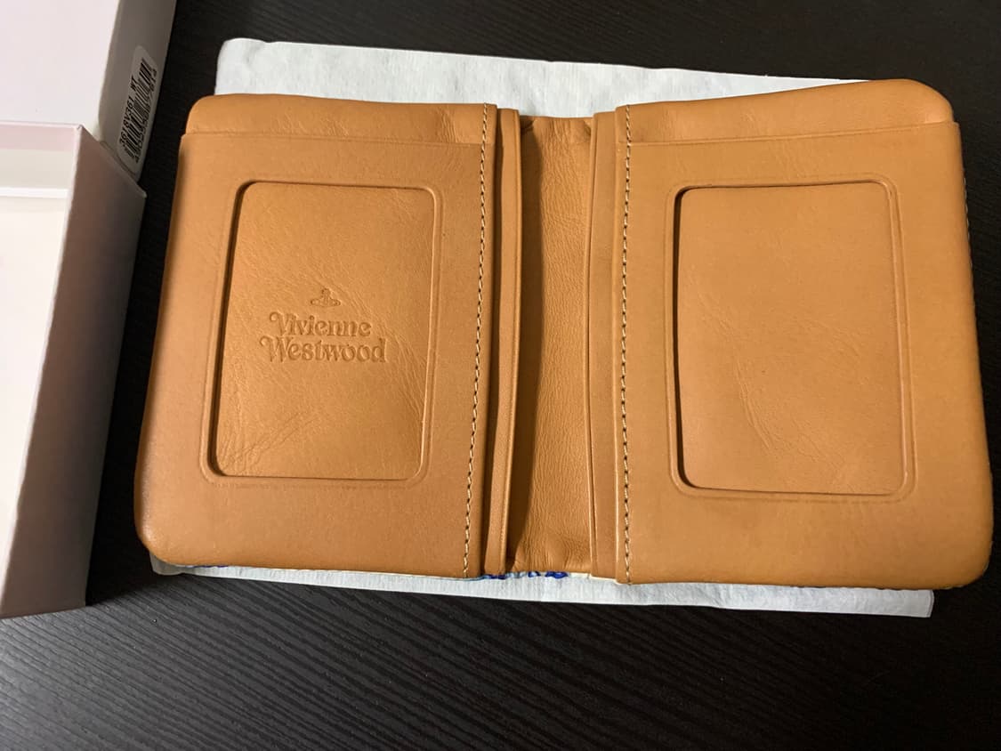 비비안웨스트우드 카드지갑 상품이미지3