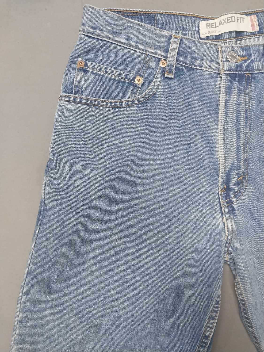 [33] 리바이스 550 R탭 스톤워싱 릴렉스드진 청바지 상품이미지2