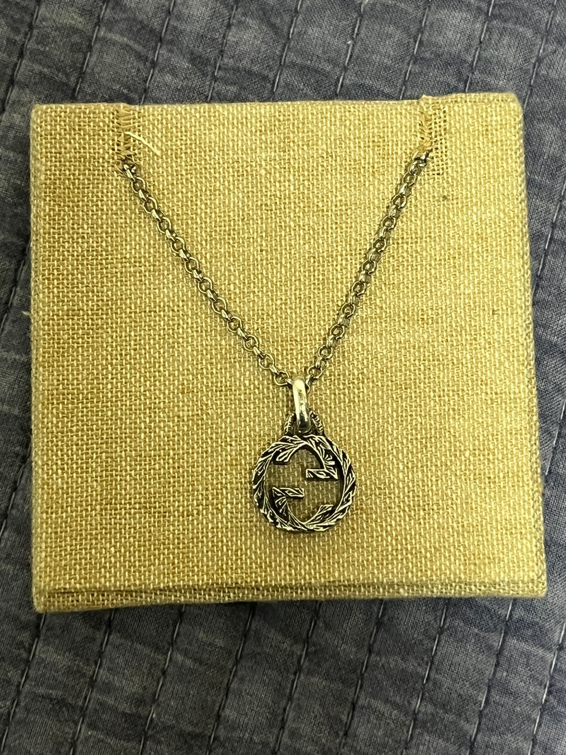 구찌 인터로킹 G 목걸이 상품이미지2