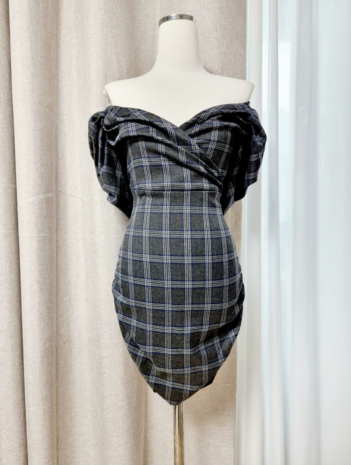 투웨이 오프숄더 원피스 (44-날씬55) 시착만 상품이미지4