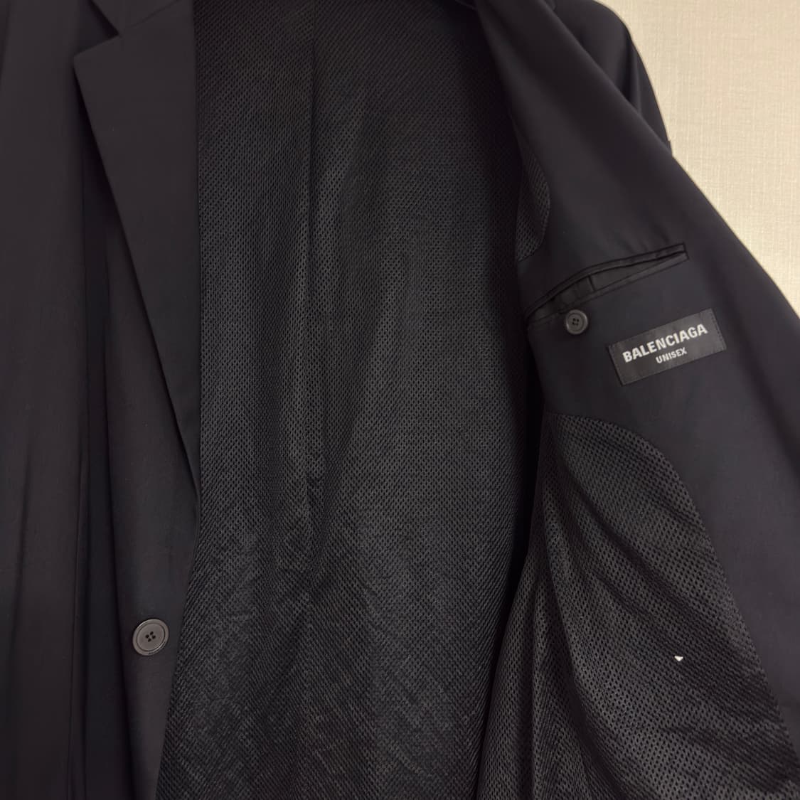 발렌시아가 블랙 나일론 스트래치 블레이져 상품이미지6