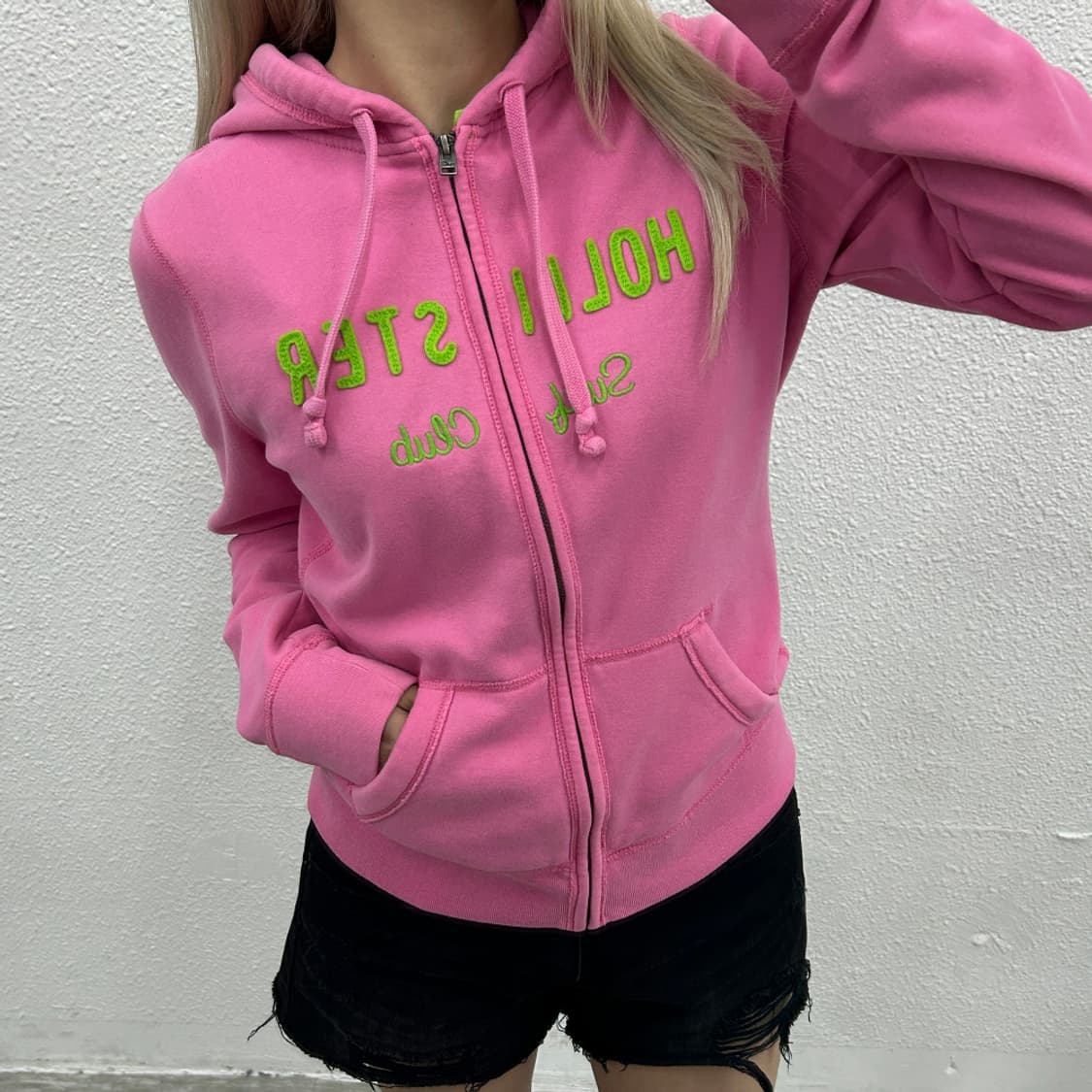 홀리스터 그린 센터로고 딸기우유맛 후드집업 L 상품이미지1