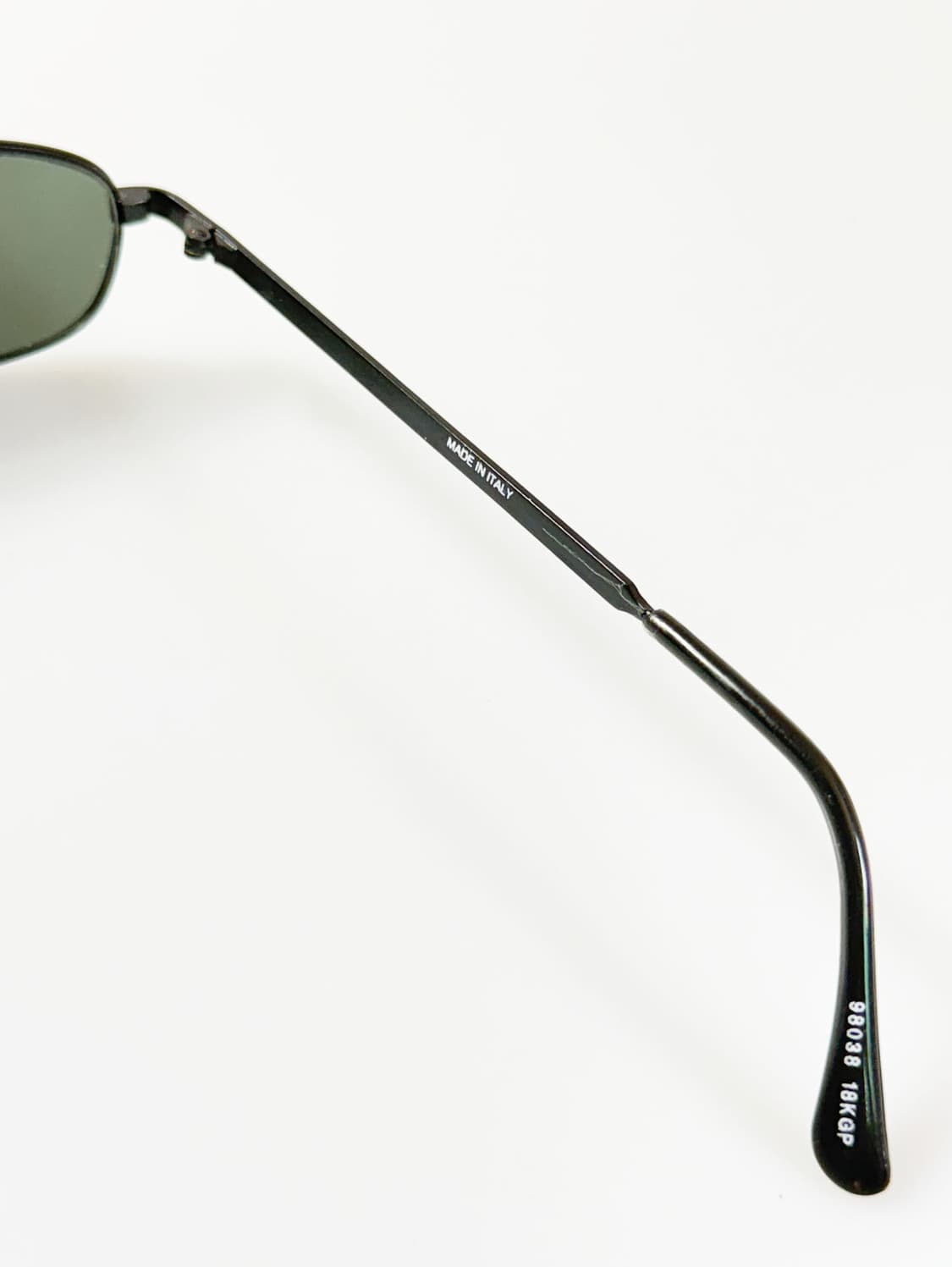 90s 유럽제 블랙 메탈 슬림 스퀘어 빈티지 선글라스 상품이미지6