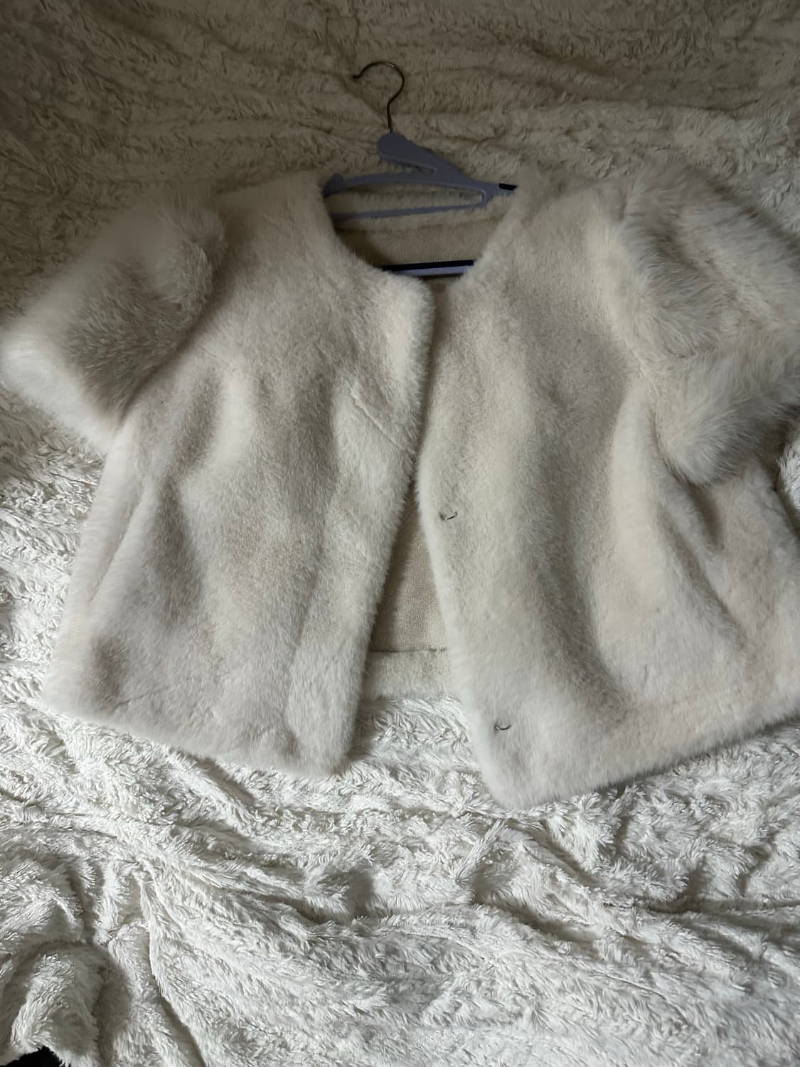 아이보리 반팔 퍼  상품이미지1