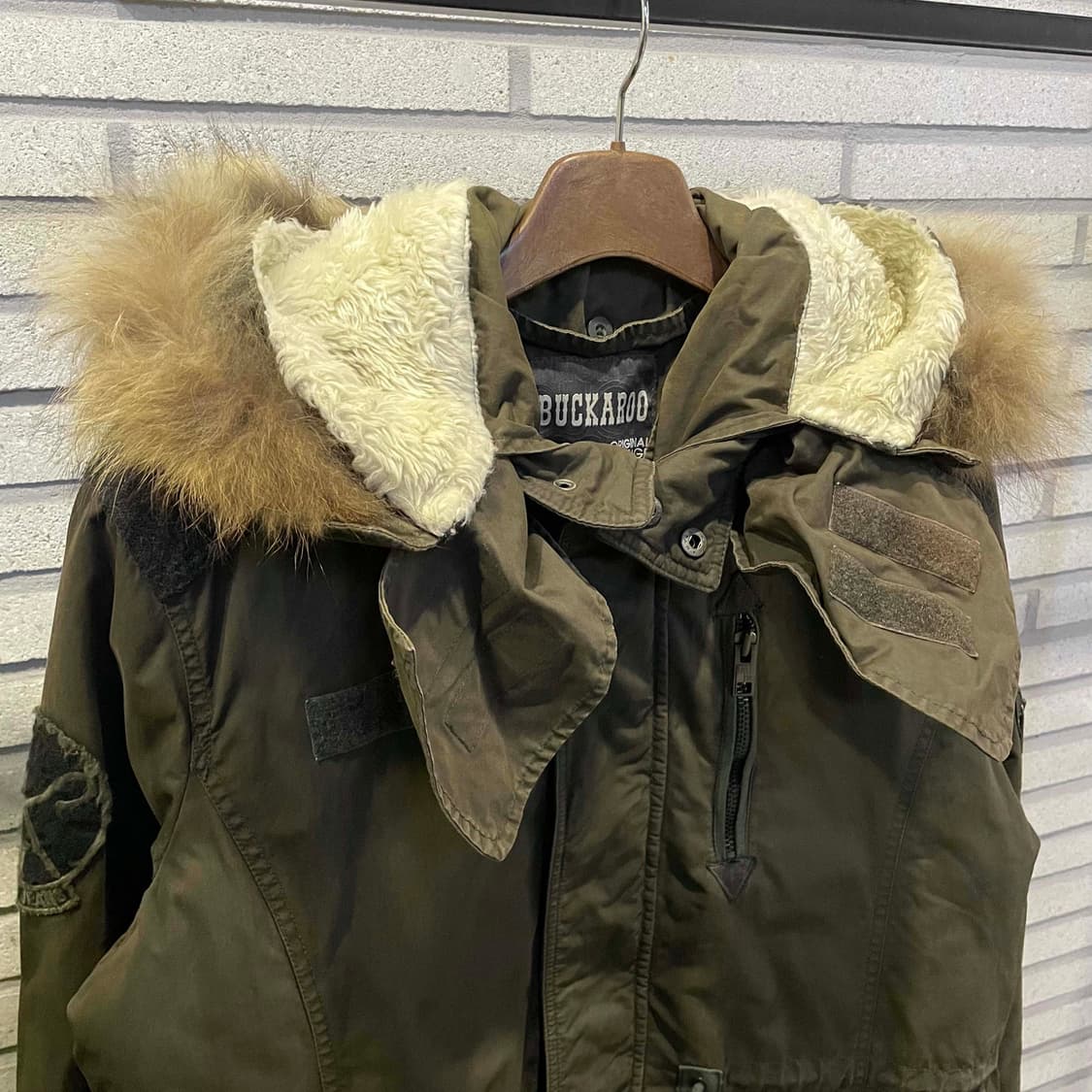 BUCKAROO 버카루 퍼후드 밀리터리 파카 멀티포켓 스트링 디테일 카키 상품이미지4