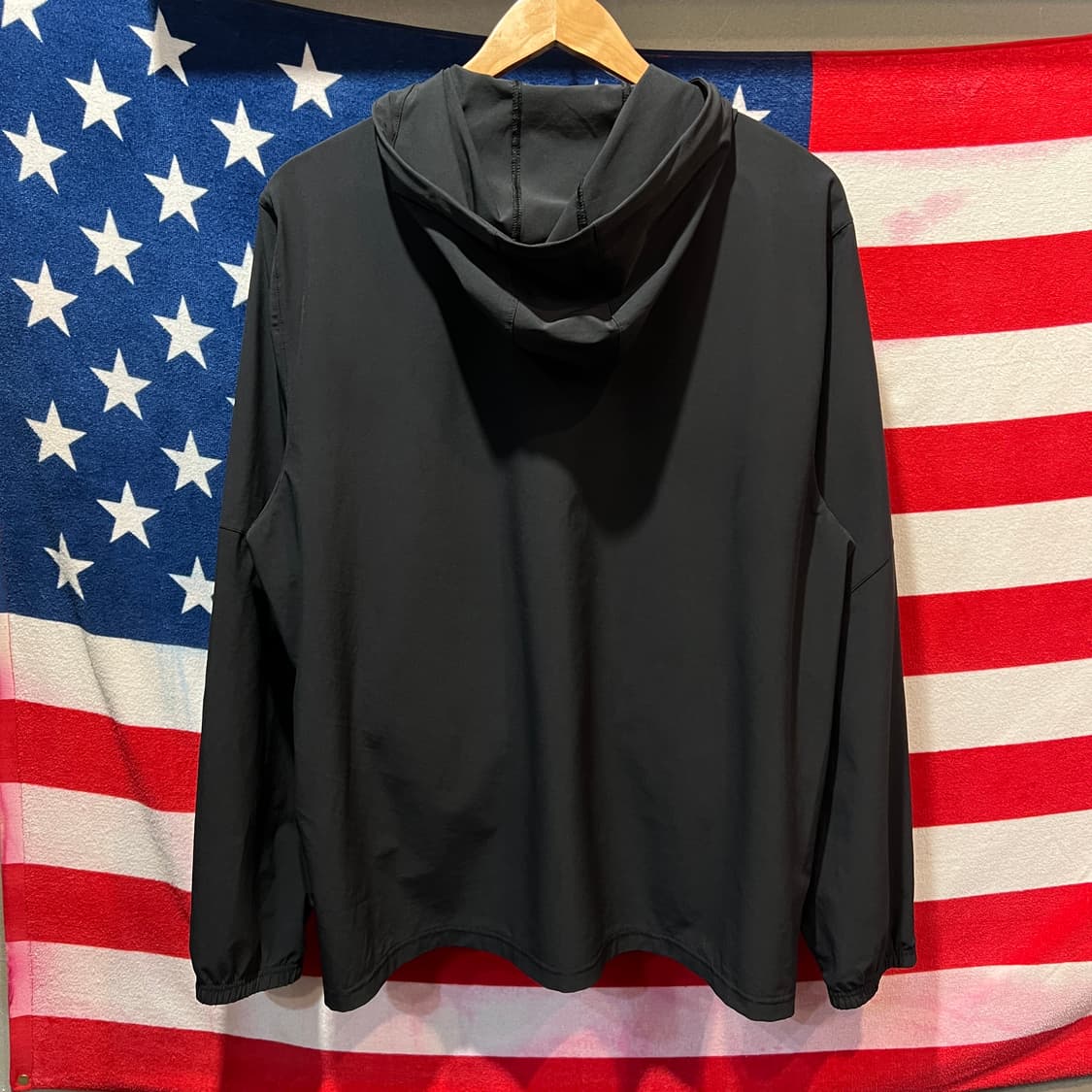 언더아머 후드 바람막이 자켓 상품이미지2