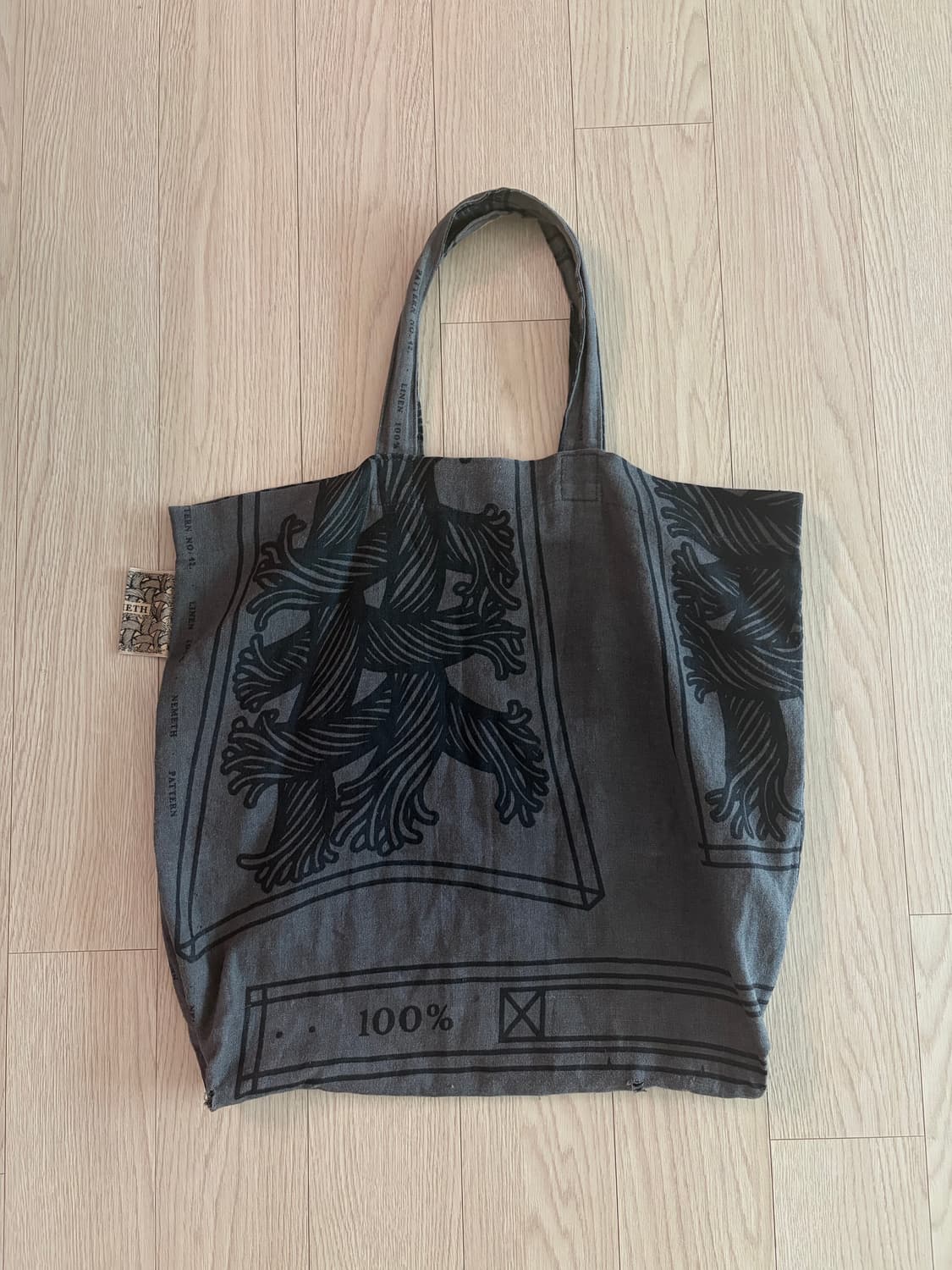 크리스토퍼 네메스 린넨 토트백 상품이미지1