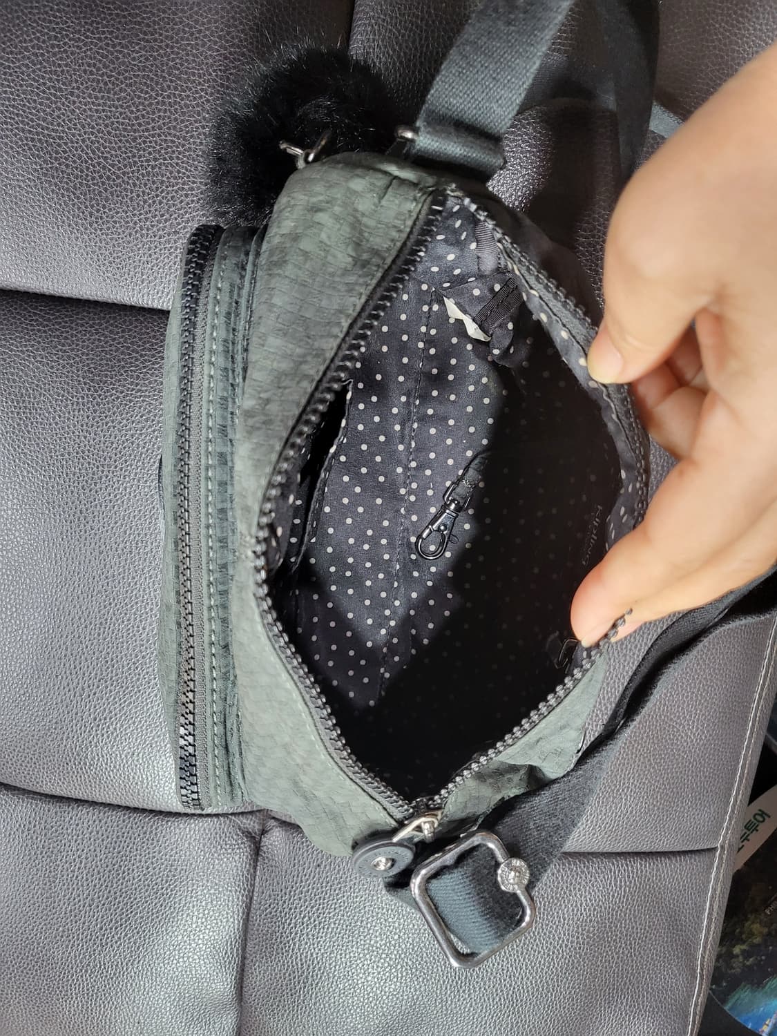 키플링 크로스백 상품이미지8