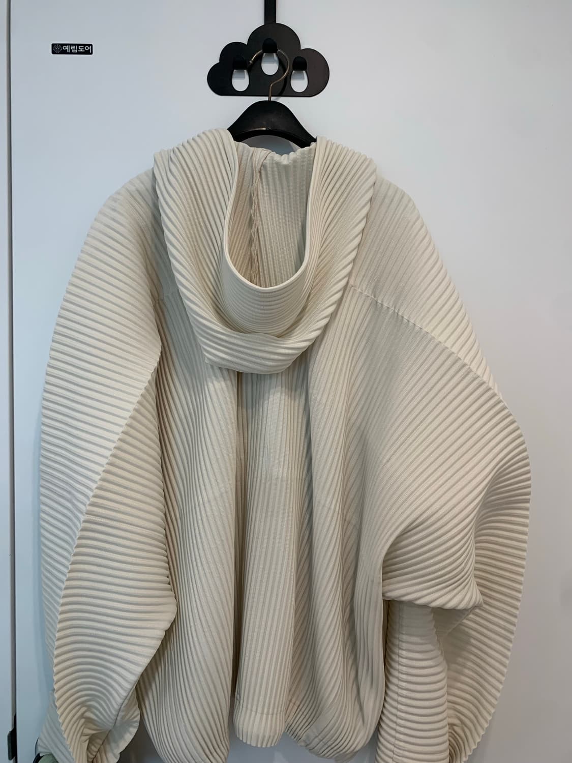 옴므플리세 25년 5월 집업후드 2 아이보리 상품이미지3