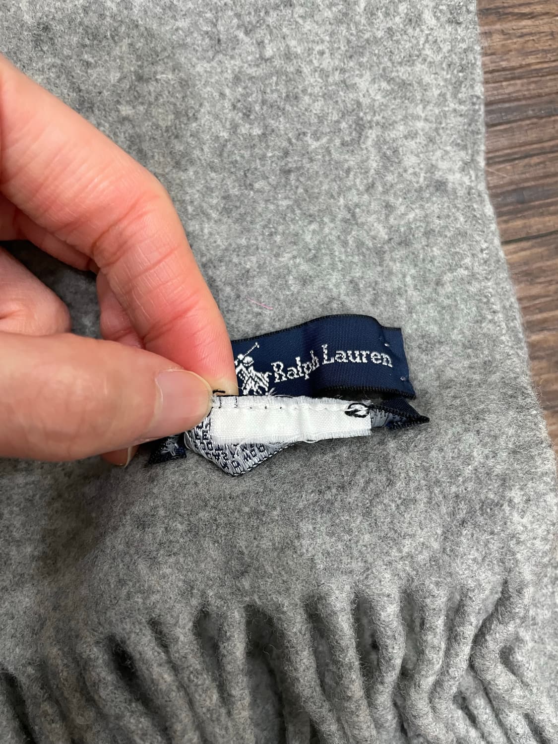폴로 랄프로렌 울캐시미어 쁘띠 머플러 목도리 그레이 상품이미지3