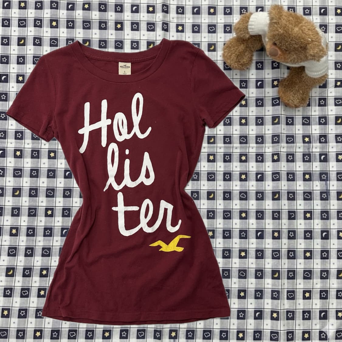 Hollister 홀리스터 버건디 프린팅 Y2K 슬림핏 여리 반팔티셔츠 상품이미지1