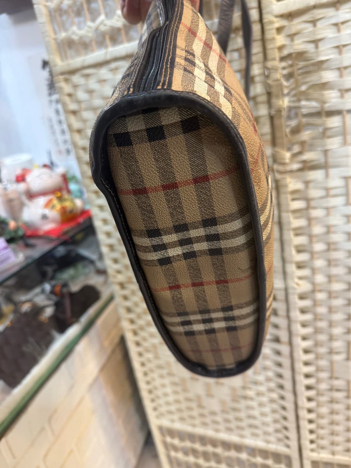 정품 버버리 노바체크 빈티지 쇼퍼백 팝니다 상품이미지6