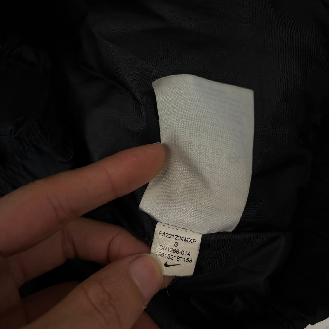 나이키 NRG 솔로스우시 사틴 봄버 자켓 상품이미지9