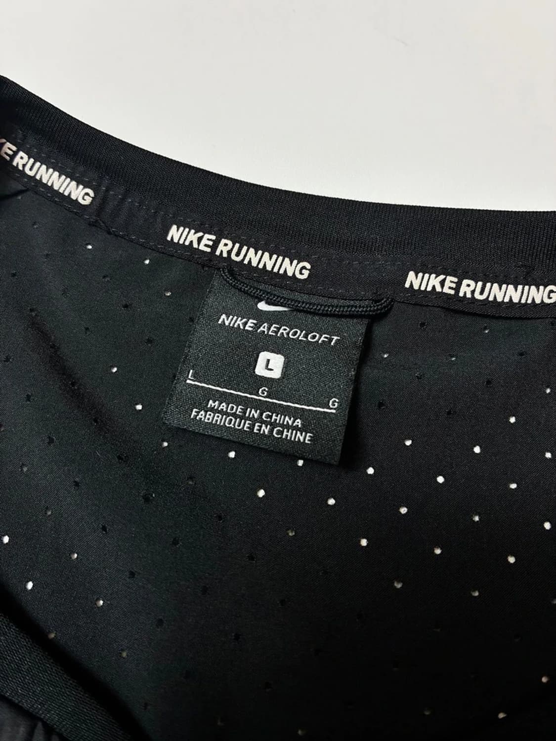 나이키 써마 핏 ADV 리펠 에어로로프트 러닝 베스트 PN8877 상품이미지7