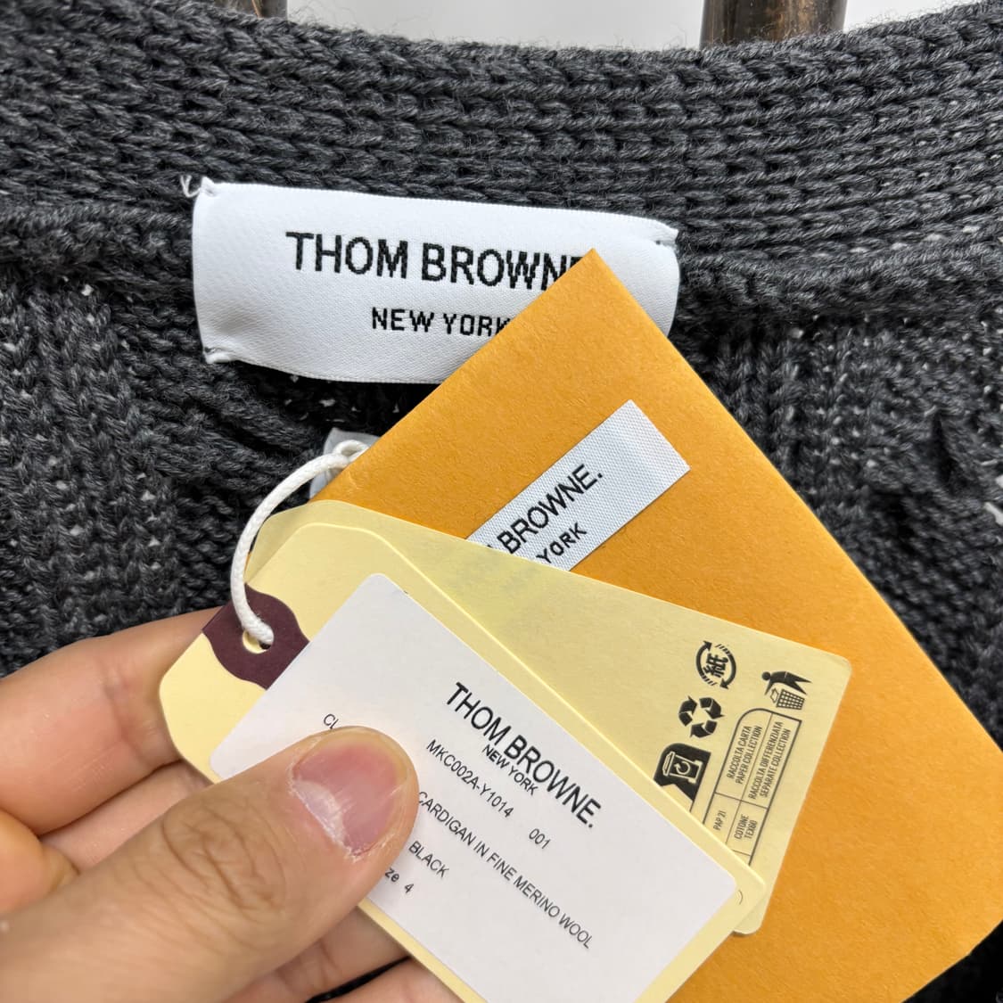 [3]톰브라운 스트라이프 케이블 가디건 상품이미지2