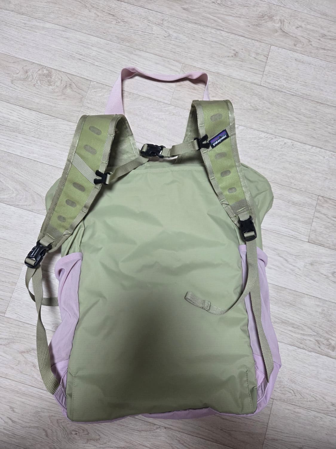 (새상품) 파타고니아 라이트웨이트 투웨이 가방 상품이미지3