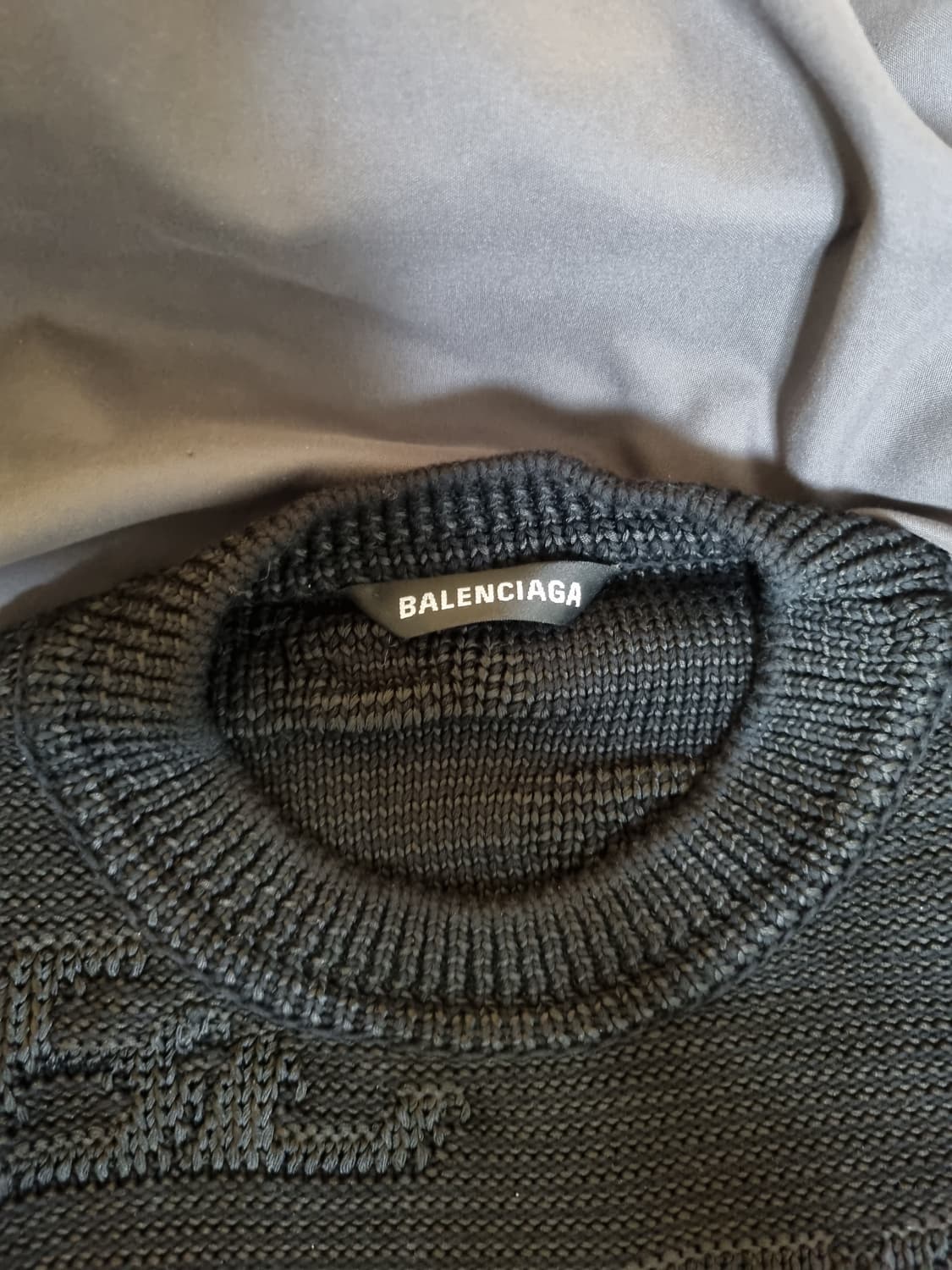 정품 발렌시아가 BB로고 니트 M 상품이미지2