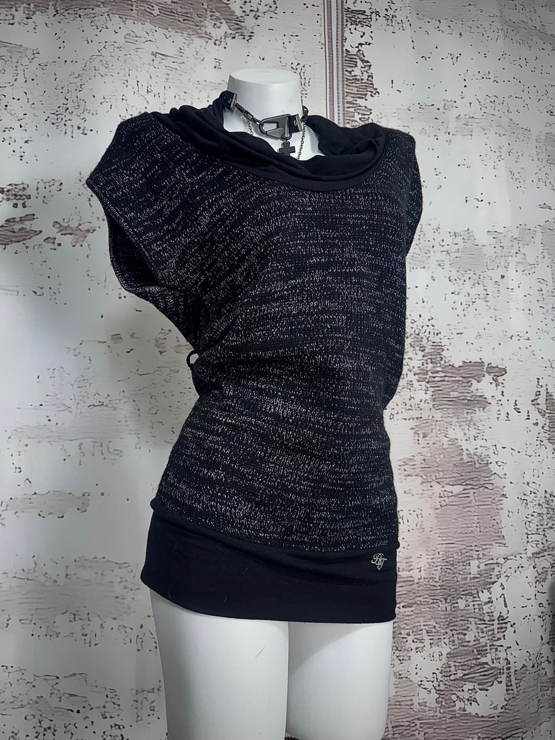 Black Glitter Draped Sleeveless Top 상품이미지1